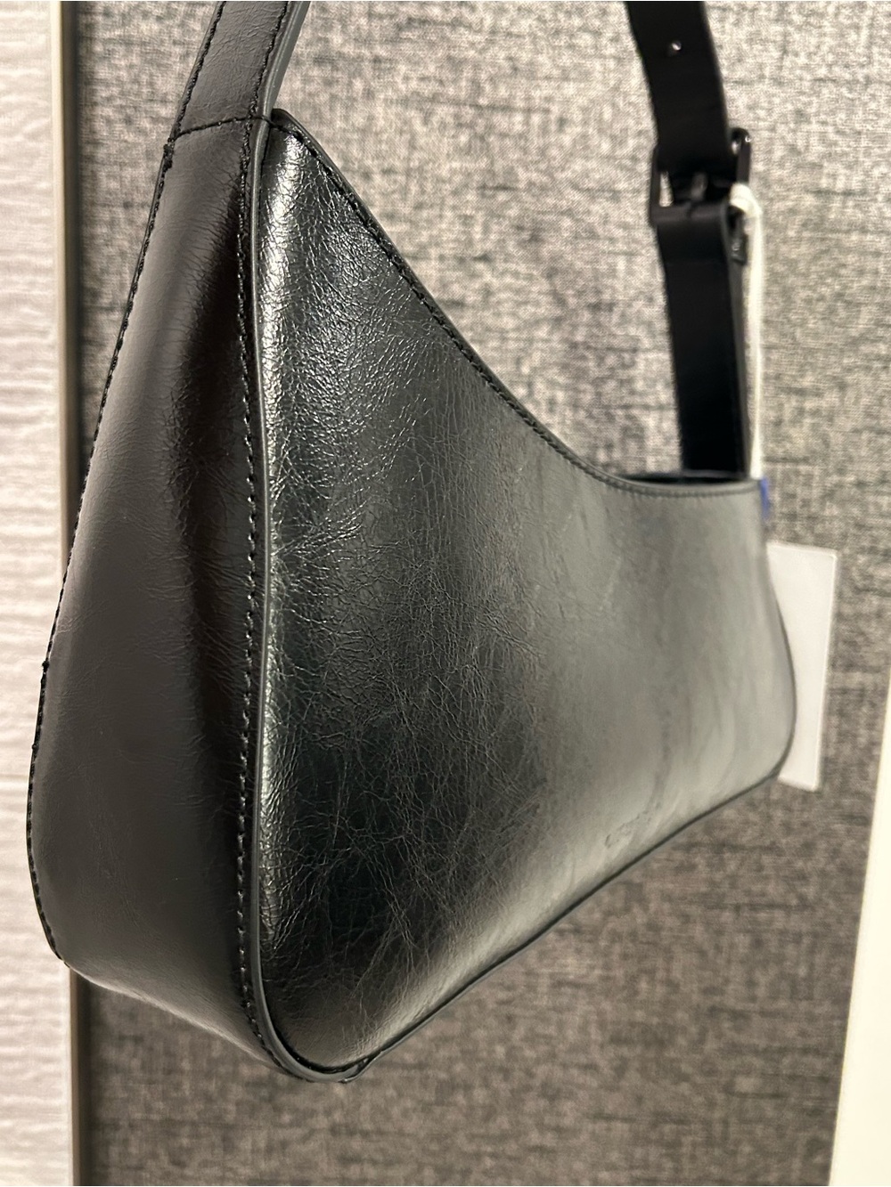 Off-White The Jitney Black Leather Shoulder Bag with White Text - Picture 3 of 16